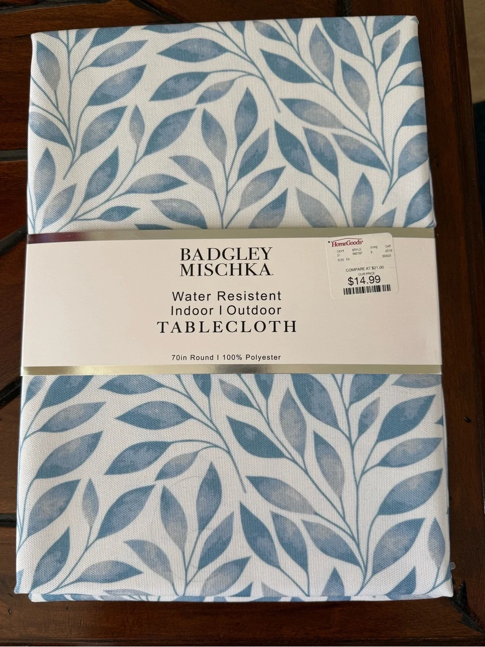 NEW Badgley Mischka Water Resistant Indoor/Outdoor Tablecloth - Blue Leaf